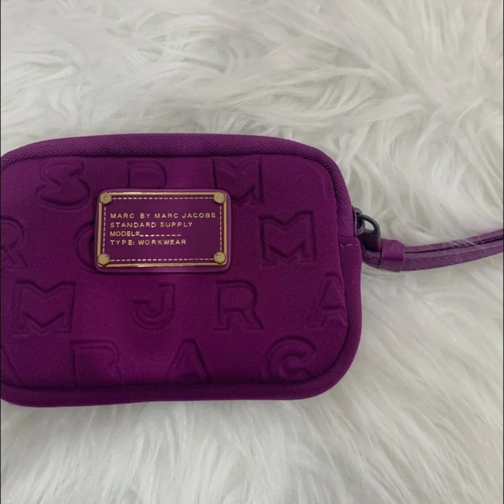 marc by marc jacobs puffy purple wristlet